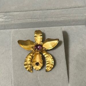 Vintage 1990s Gold Amethyst Chinese Orchid Pin Gemstone Pendant